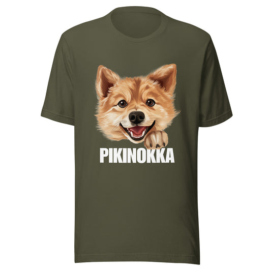 Armeijanvihreä t-paita, jossa suomenpystykorvan kuva ja valkoinen teksti "pikinokka".