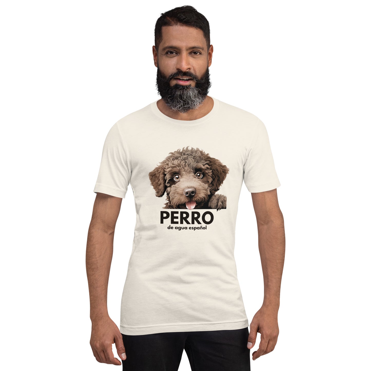Mies päällään vintage-valkoinen t-paita, jossa espanjanvesikoiran kuva ja teksti "PERRO de ague español".